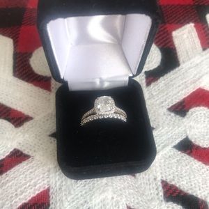 1.80 carats Lab Grown Diamond Engagement Ring